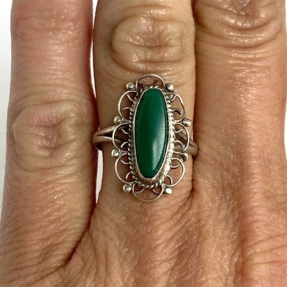 VTG Sterling Silver 925 Filigree Scrollwork Oval Bezel Set Green Onyx Ring 5.5 - Picture 2 of 16